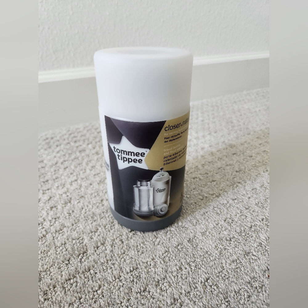 Tommee Tippee Portable Travel Baby Bottle and‎ Food Warmer NWT